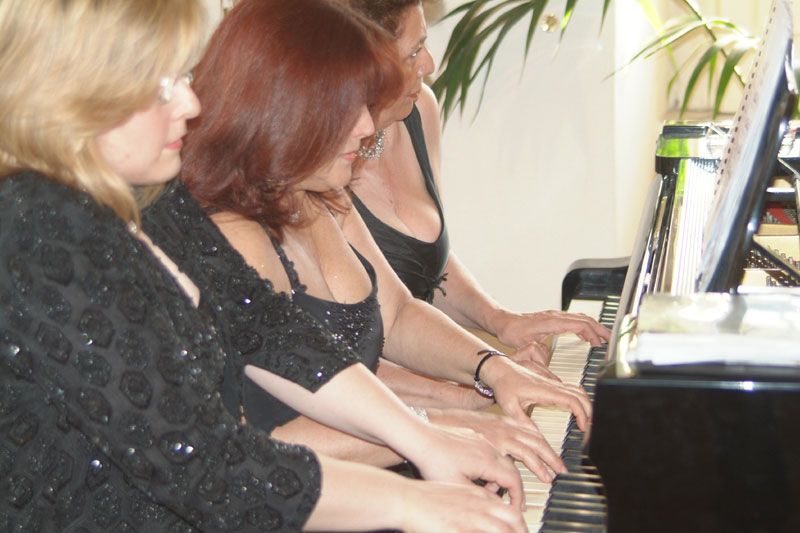Le tre pianiste all'Opera
